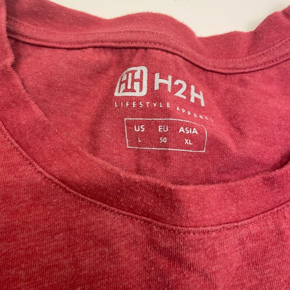 H2h Men T-shirt
